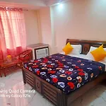 Hotel The Ganga Castle
