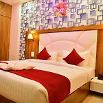 Fabhotel Elgrovia