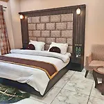 Hotel Riverdale
