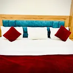 Hotel Raj - Near Railway Station