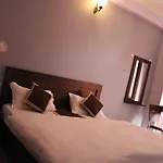 Hotel Pinaki