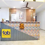 Fabhotel Hari Residency
