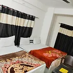 Family Hotel - Shiva Palace Hotel