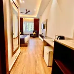 Hotel Ganges Blossam, Haridwar - Mountain View With Open Rooftop Cafe