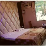 A Premium Hotel - G - P - Near Har Ki Pauri - Moksh Dham - Hygiene & Spacious Room - Restaurant And Jangle Safari - Best Hotel In Haridwar