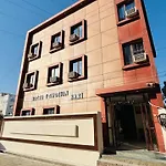 Hotel Vrindavan Hari