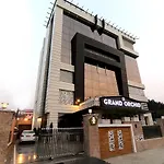 Hotel Grand Orchid
