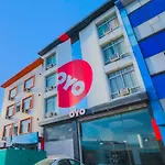 Oyo Flagship 22828 Sector 1A