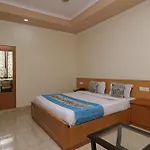 Oyo 4798 Hotel Great Periwal