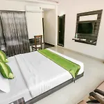 Treebo Anand Niketan