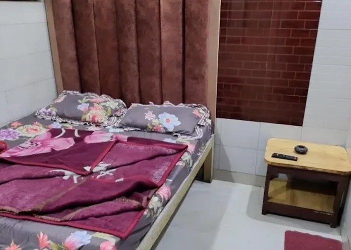 Amrita Guest House