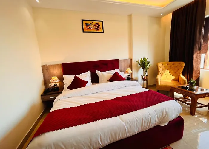 Hotel Ganges Blossam, Haridwar - Mountain View With Open Rooftop Cafe