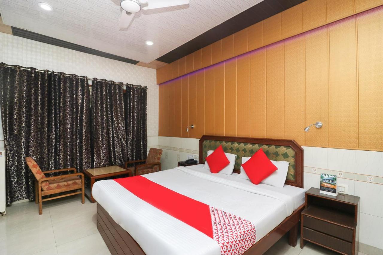 Hotel Collection O 28628 Himgiri Residency