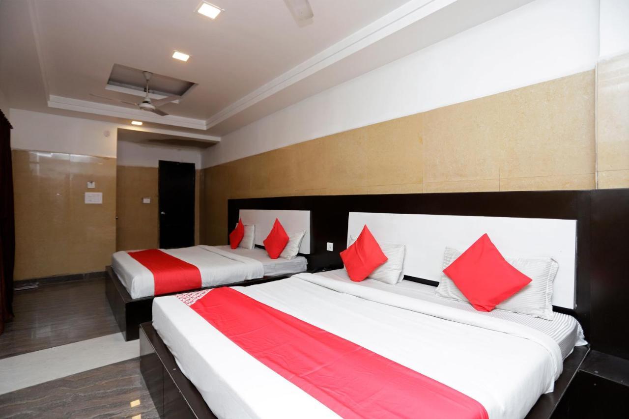 Oyo 35366 Shiv Murti Hotel