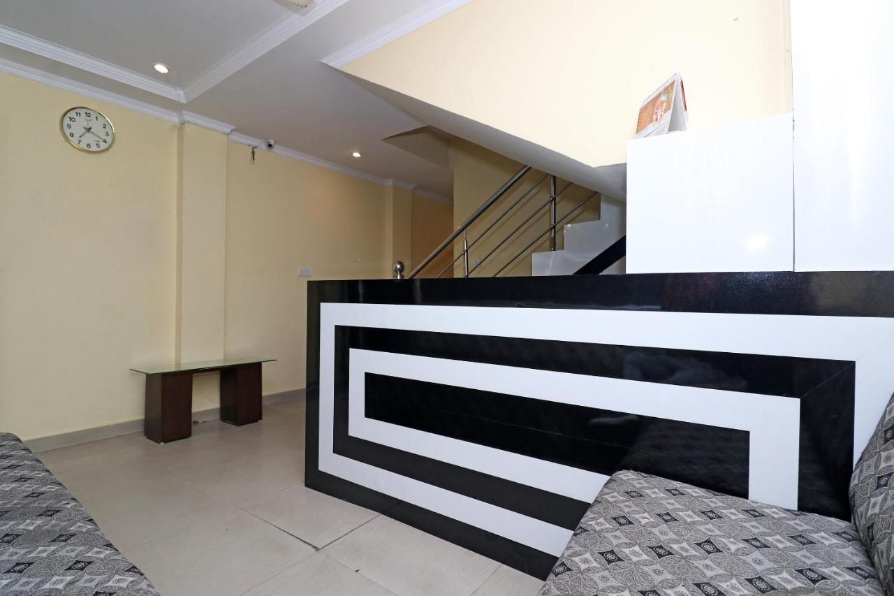 Oyo 23167 Panorama Hotel 3*