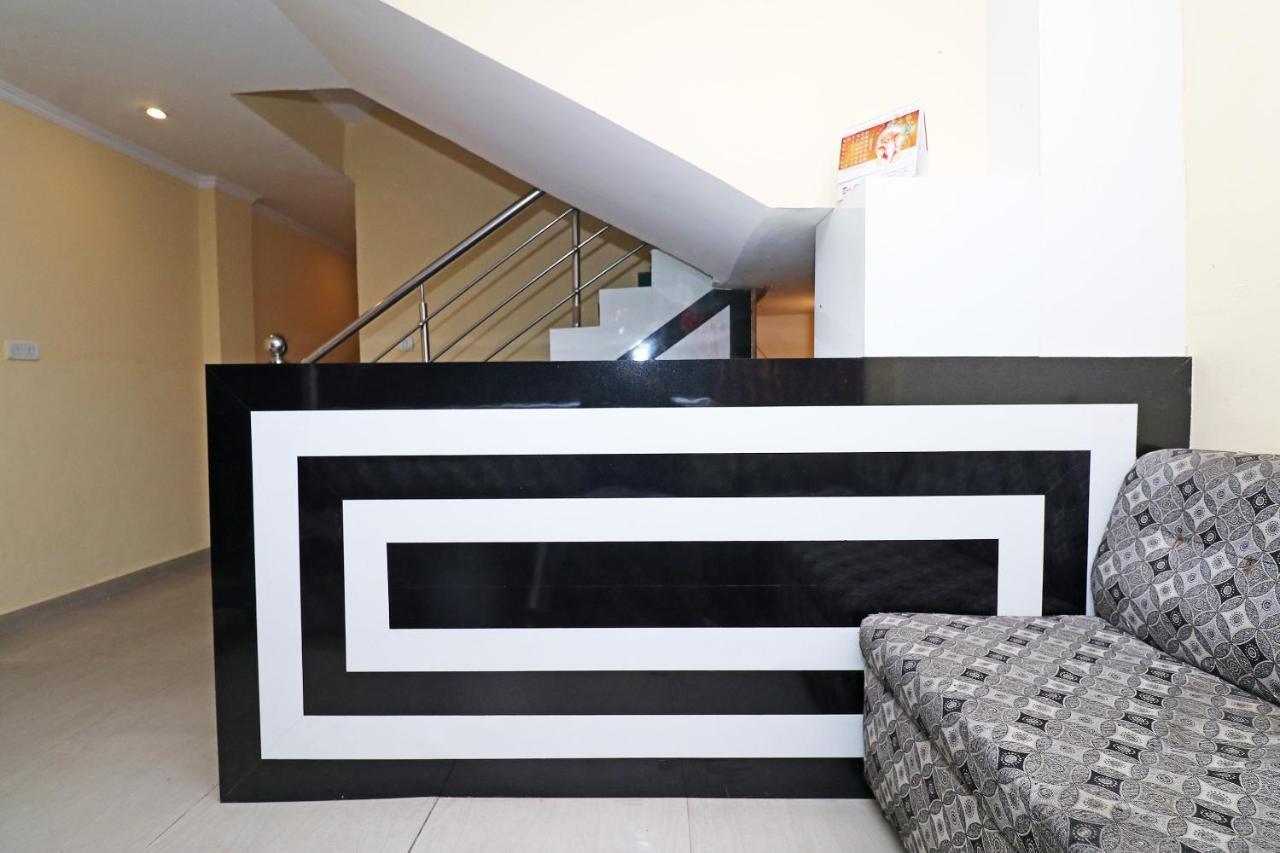Oyo 23167 Panorama Hotel 3*