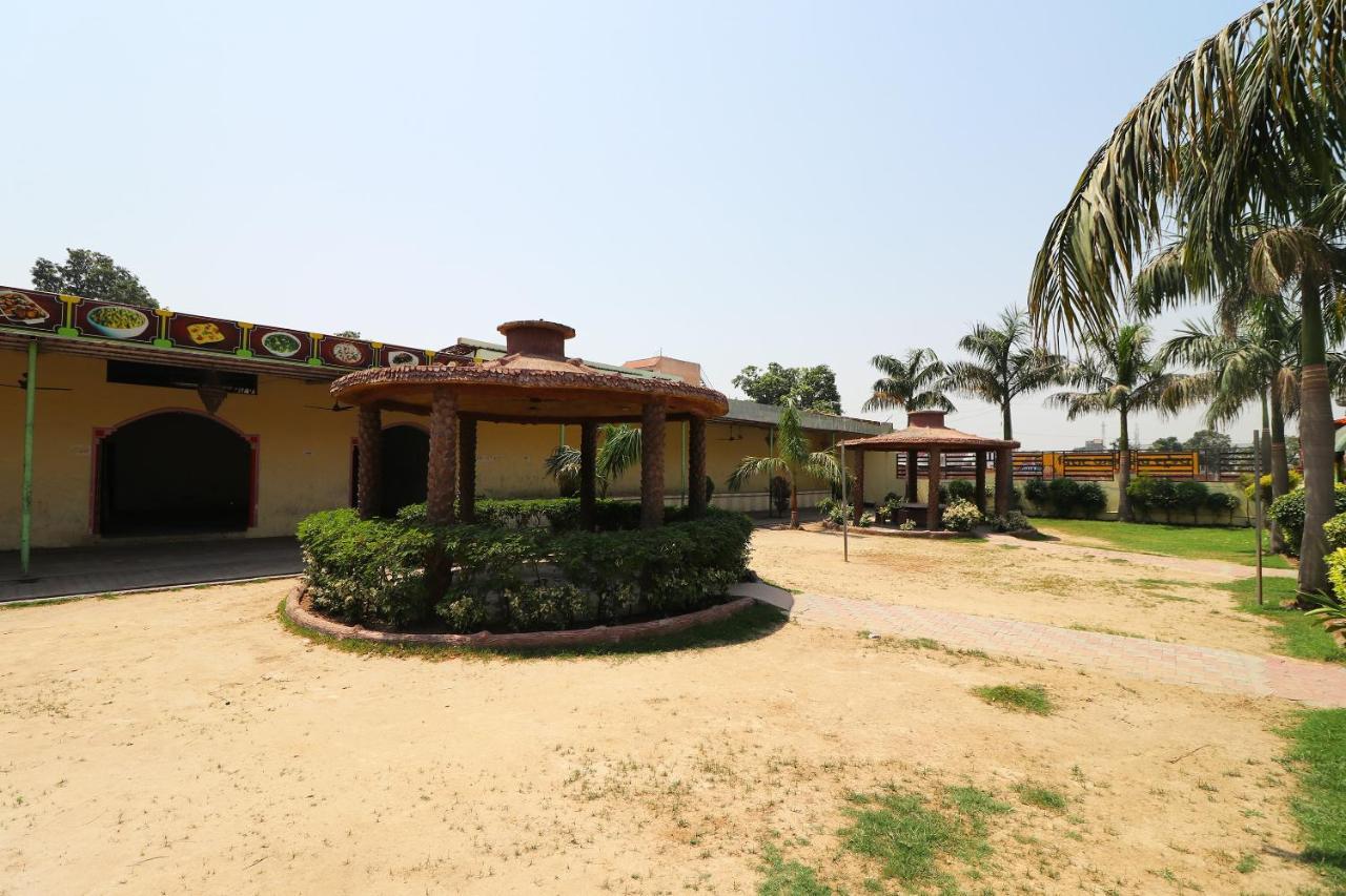 Oyo 14708 Ashiyana Hotel