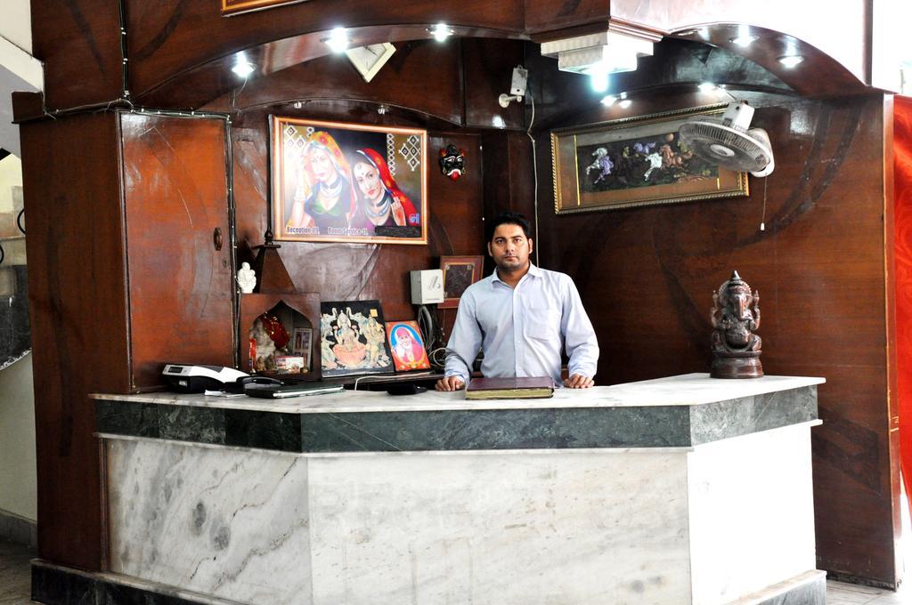 Hotel Le - Unit Of Anuradha Palace