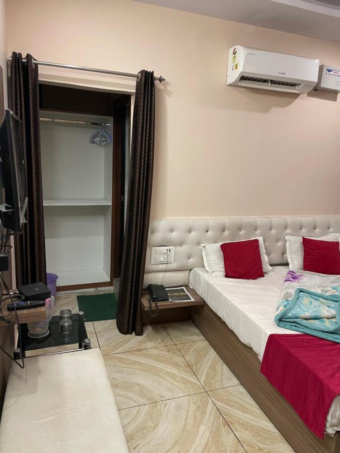 Vinayak Hotel Haridwar