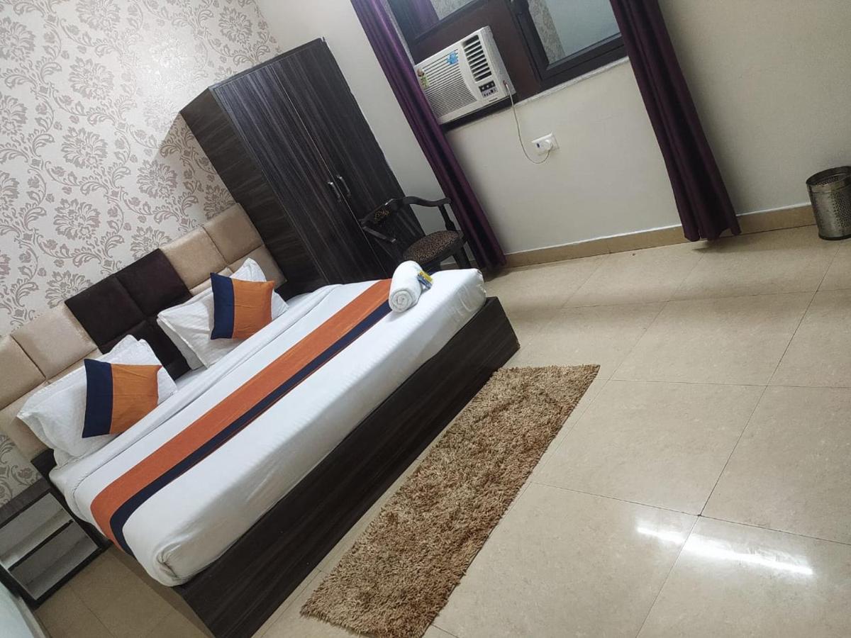 Staygo Near Railway Station Hotel