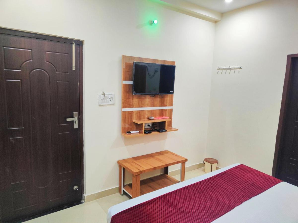 Guest house Raj - Near Railway Station Haridwar