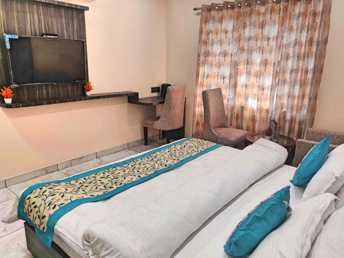 Hotel Riverdale 3*