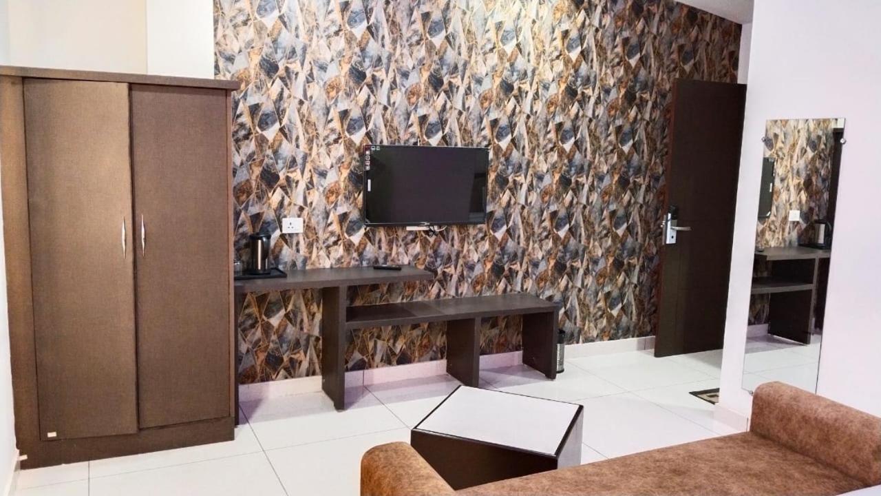 Hotel Bagga Kuteer