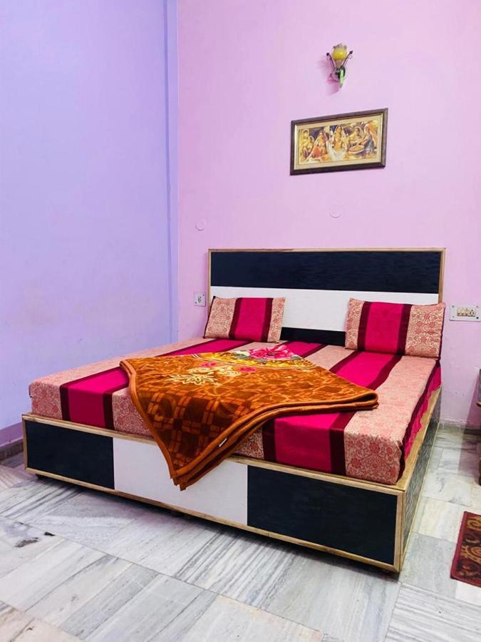 Hari Ganga - Near By Railway Station *