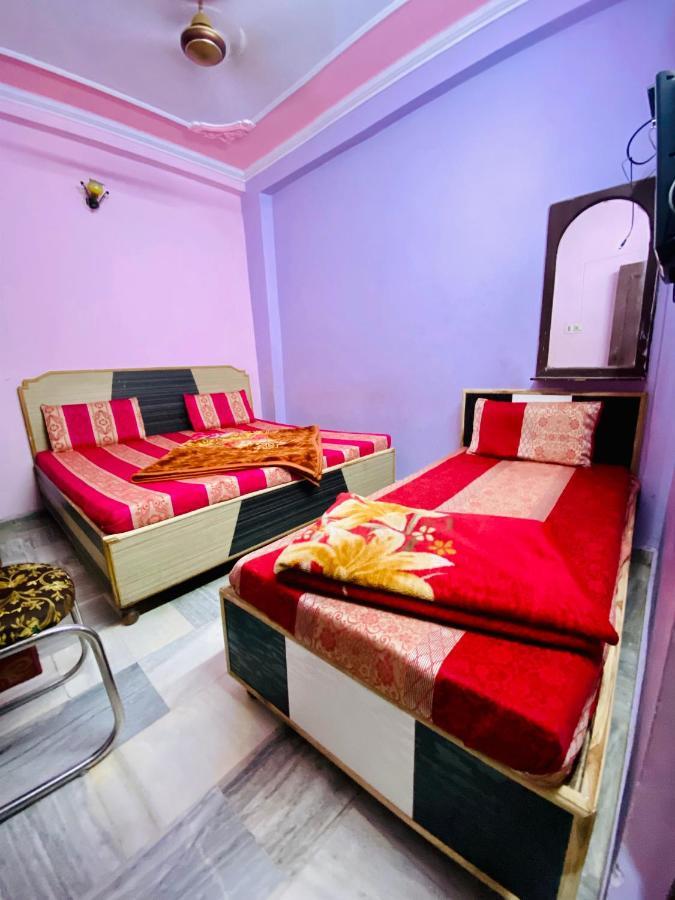 Hari Ganga - Near By Railway Station Hotel *
