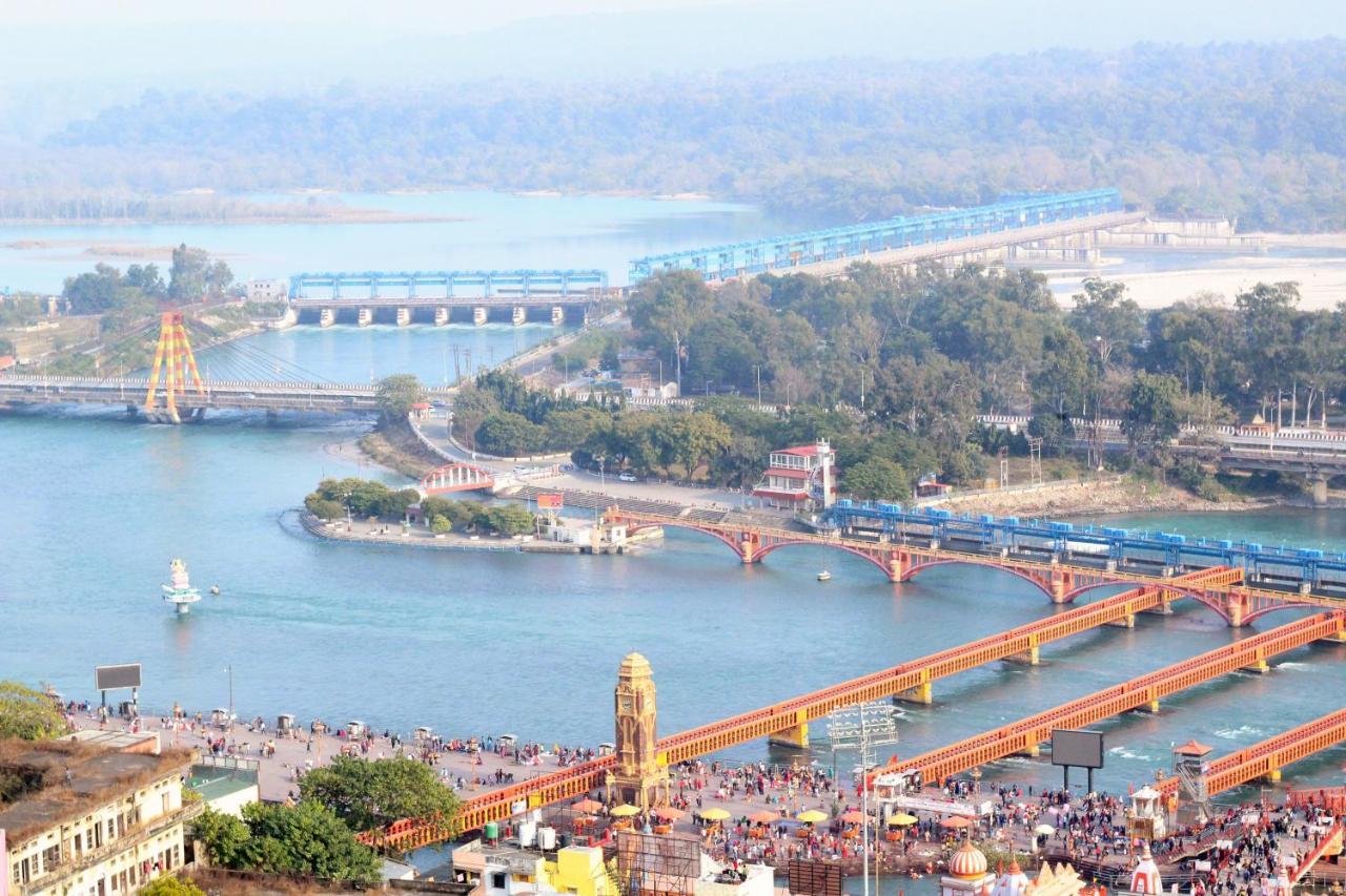 Hari Ganga - Near By Railway Station *