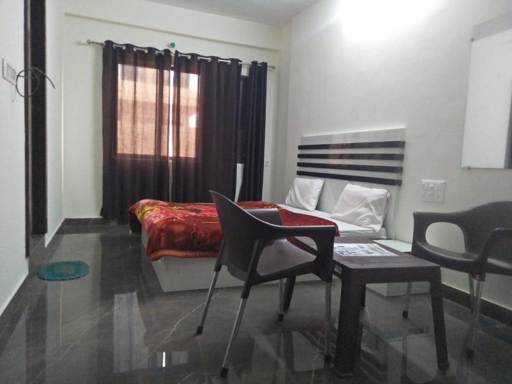 Shiva - Hotel