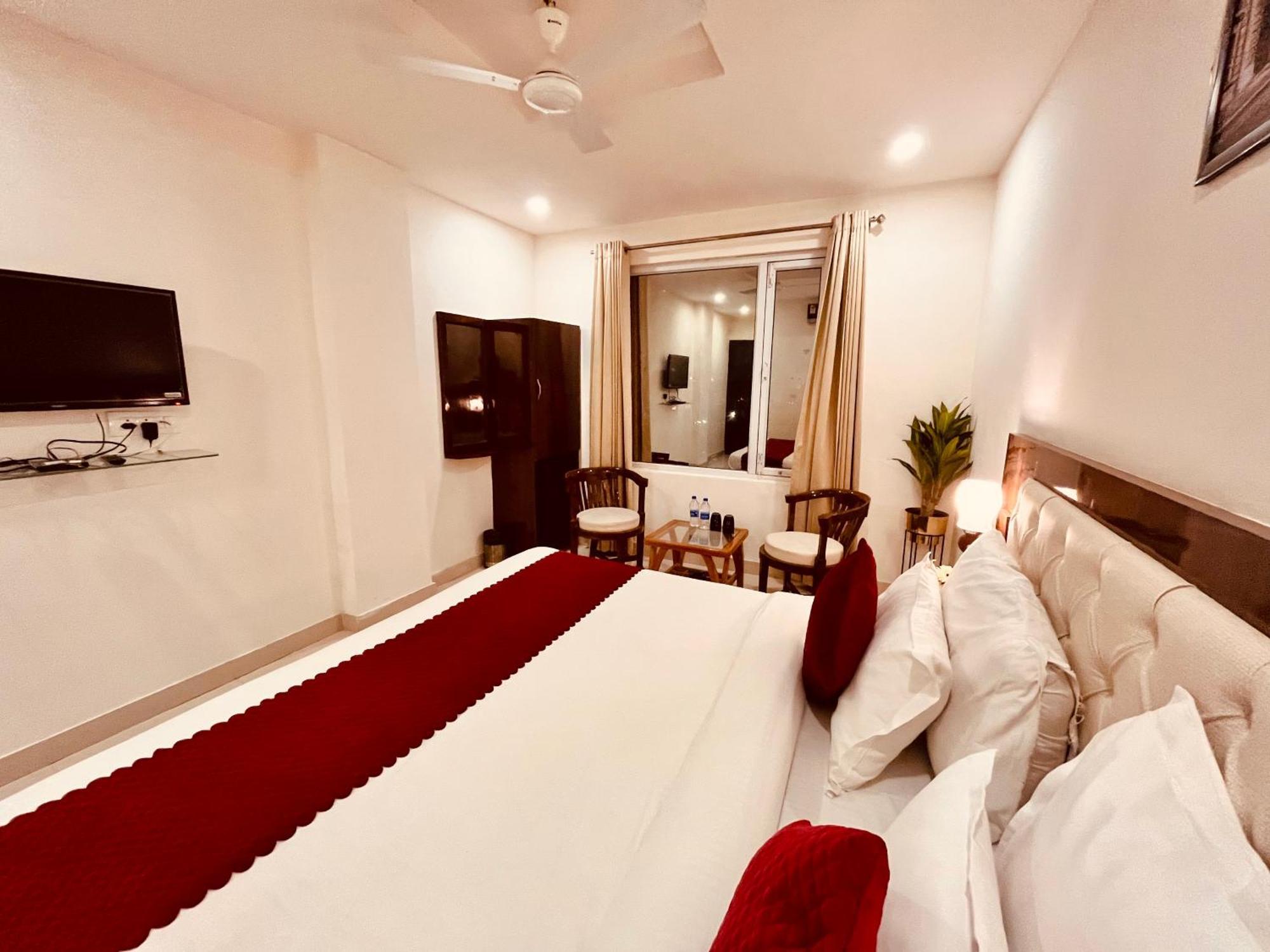 The Pacific Grand Hotel 4*