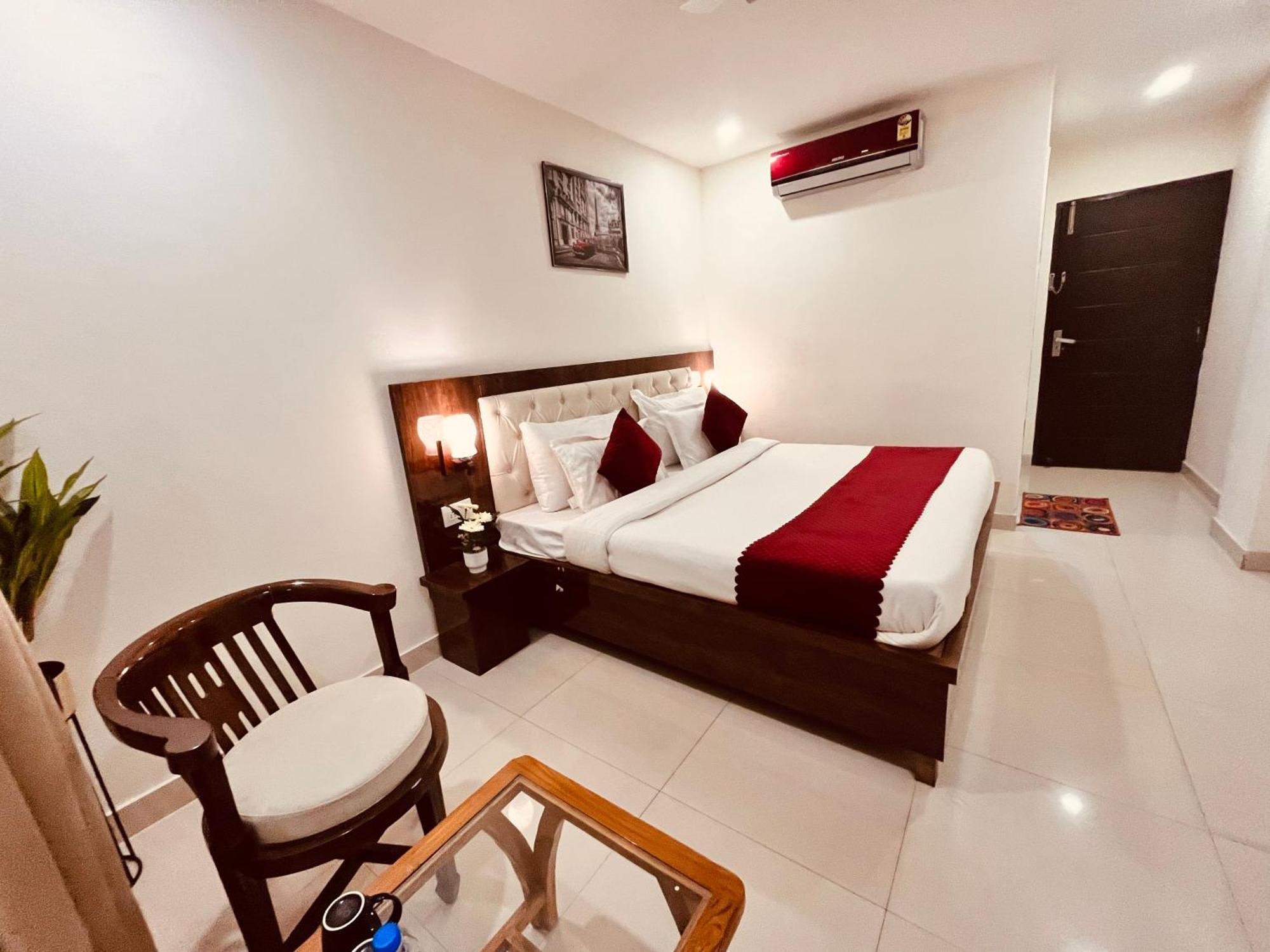 The Pacific Grand Hotel Haridwar