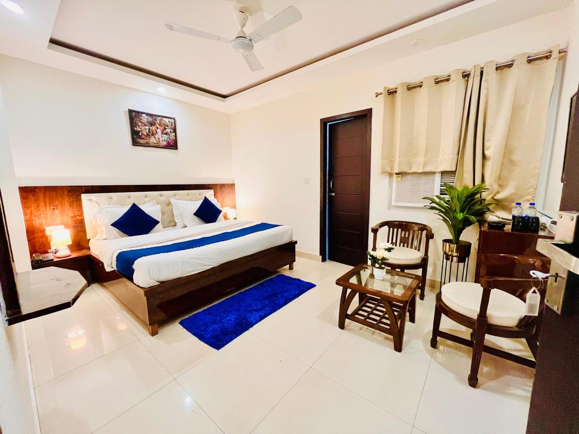 The Pacific Grand Hotel 4*