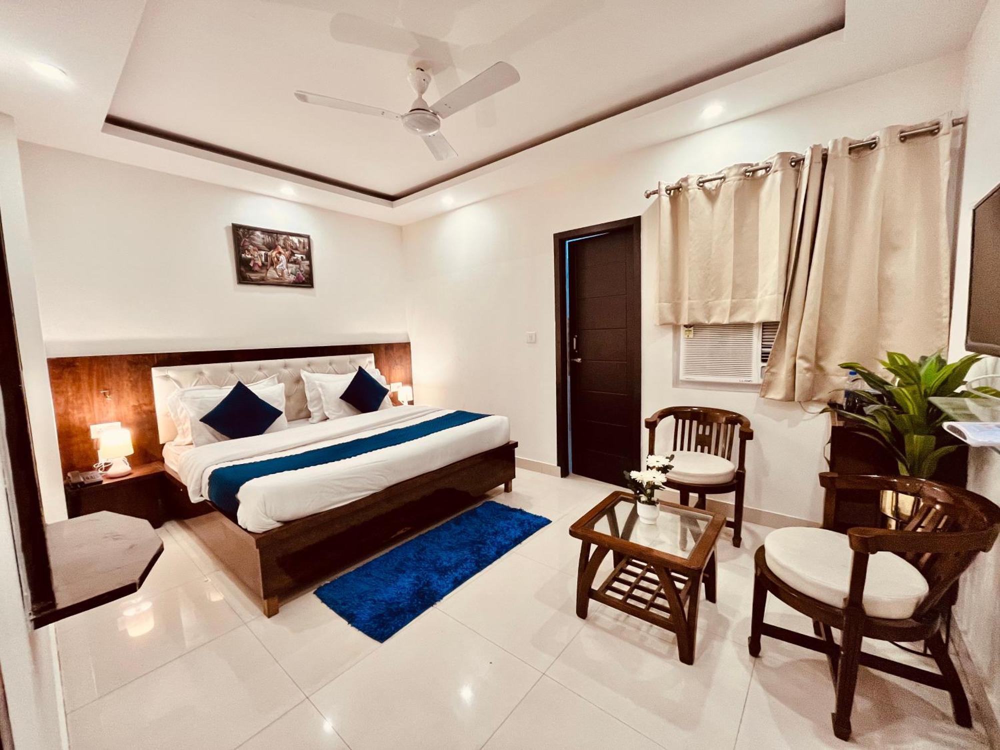 Hotel The Pacific Grand 4*