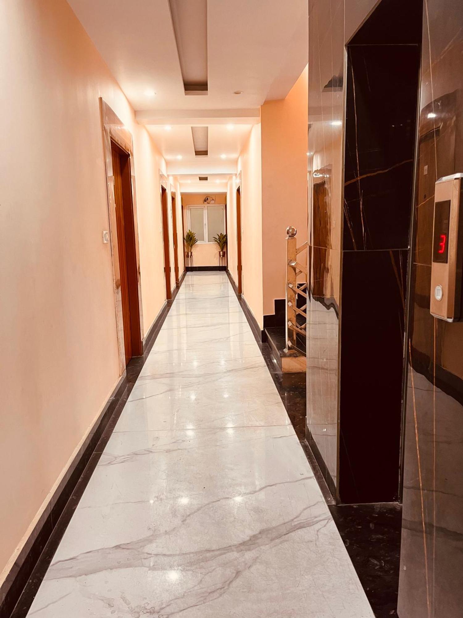 Hotel Sitara & - A Lavish & Luxury Haridwar