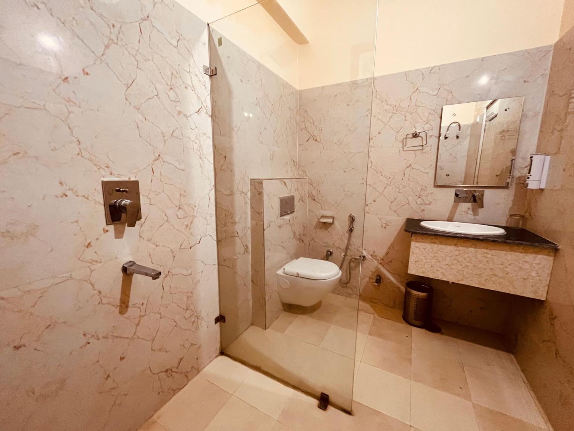 Hotel Sitara & - A Lavish & Luxury Haridwar