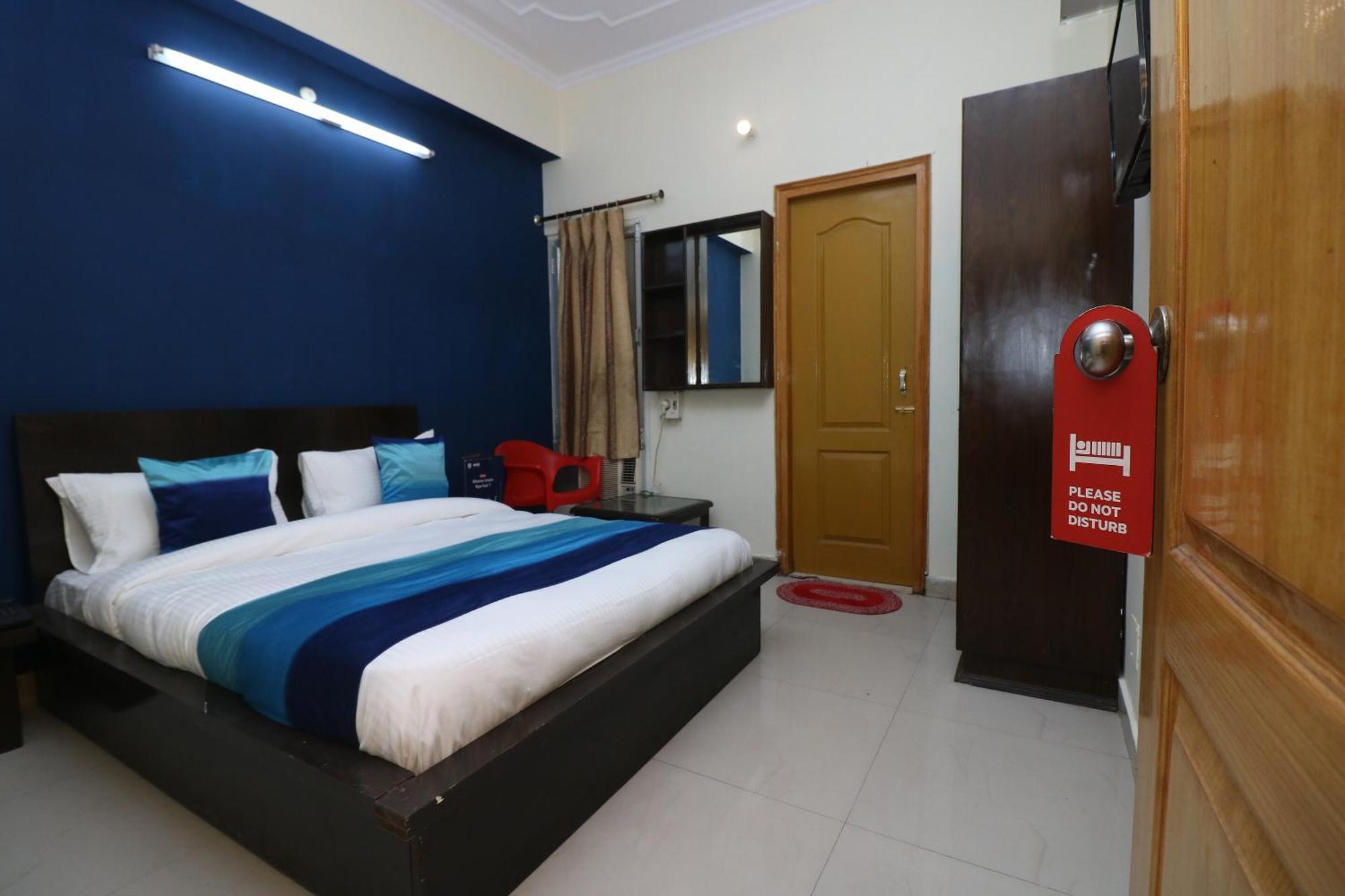 Oyo Blue Empire