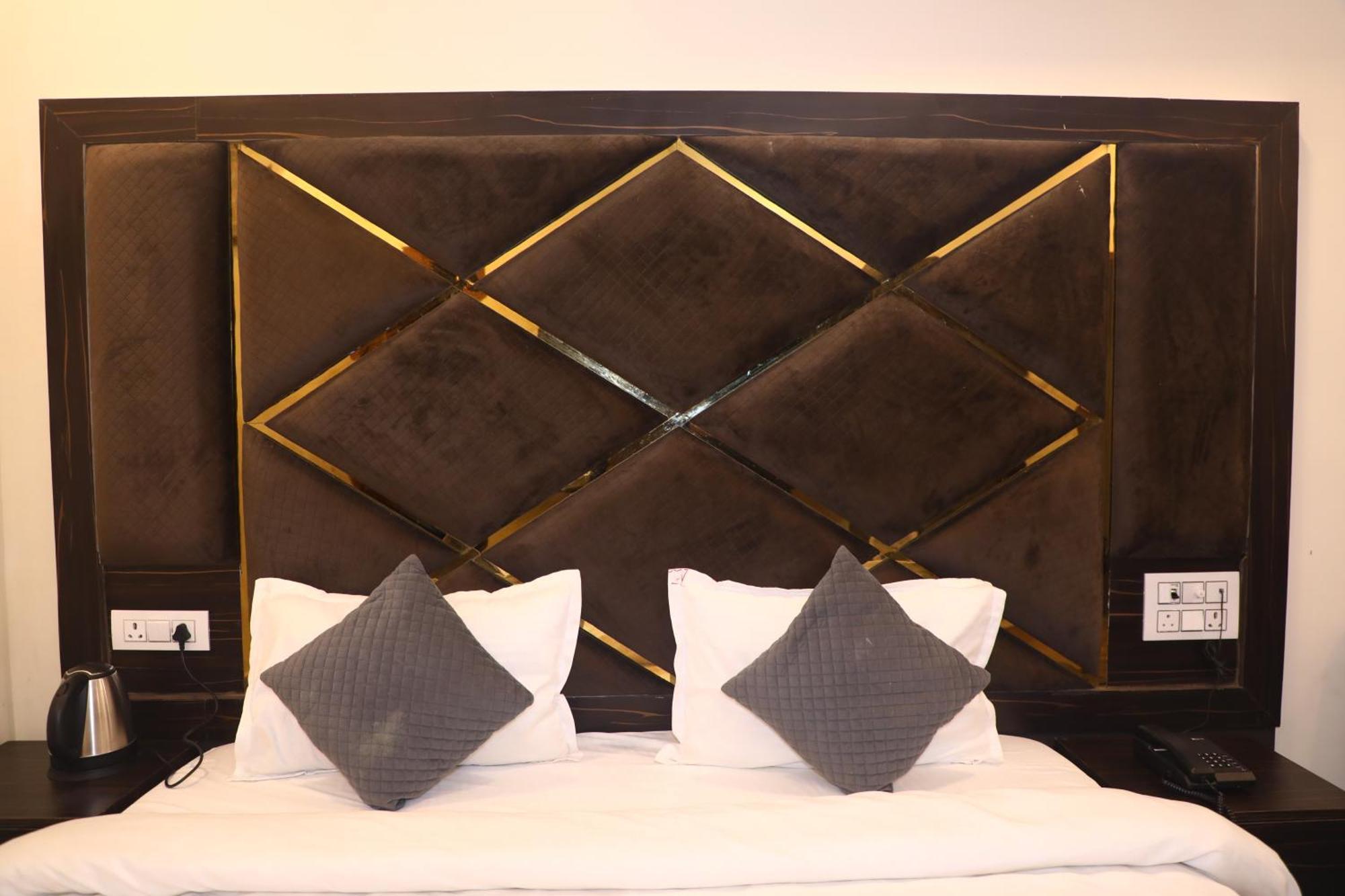 Antara Grand Hotel Haridwar