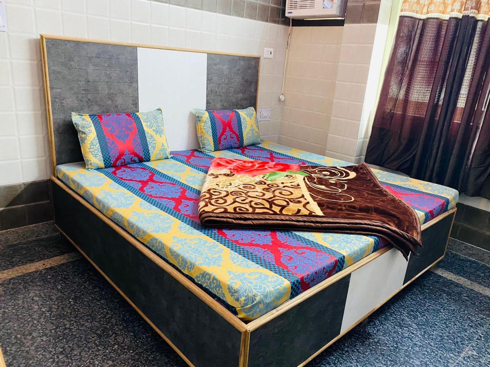 Hotel Hari Ganga - Near By Railway Station Haridwar
