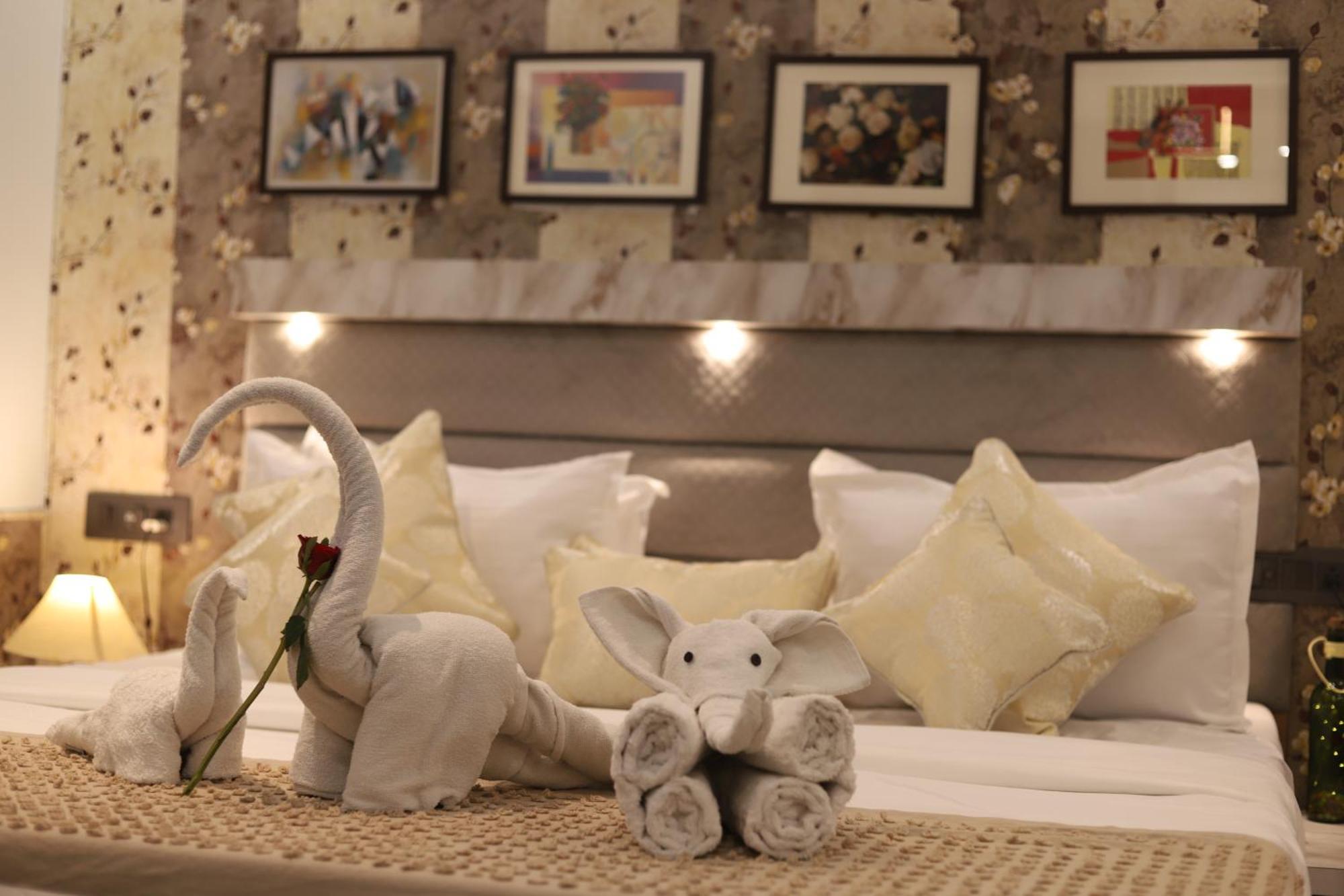 Perfectstayz Homes I Luxury Penthouse * Haridwar