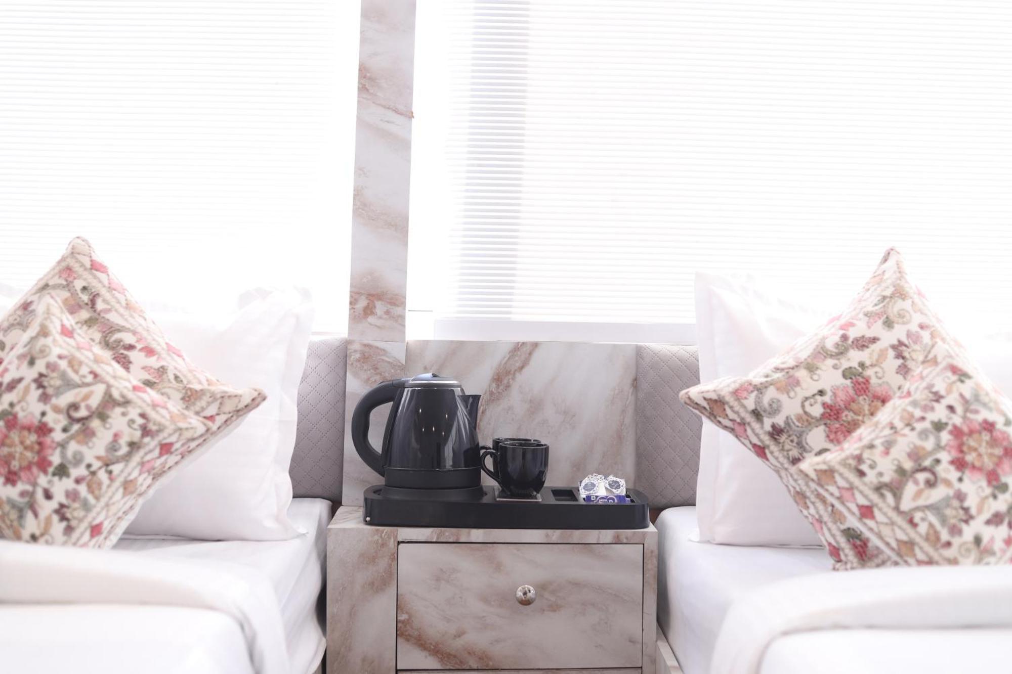 Perfectstayz Homes I Luxury Penthouse Apartment