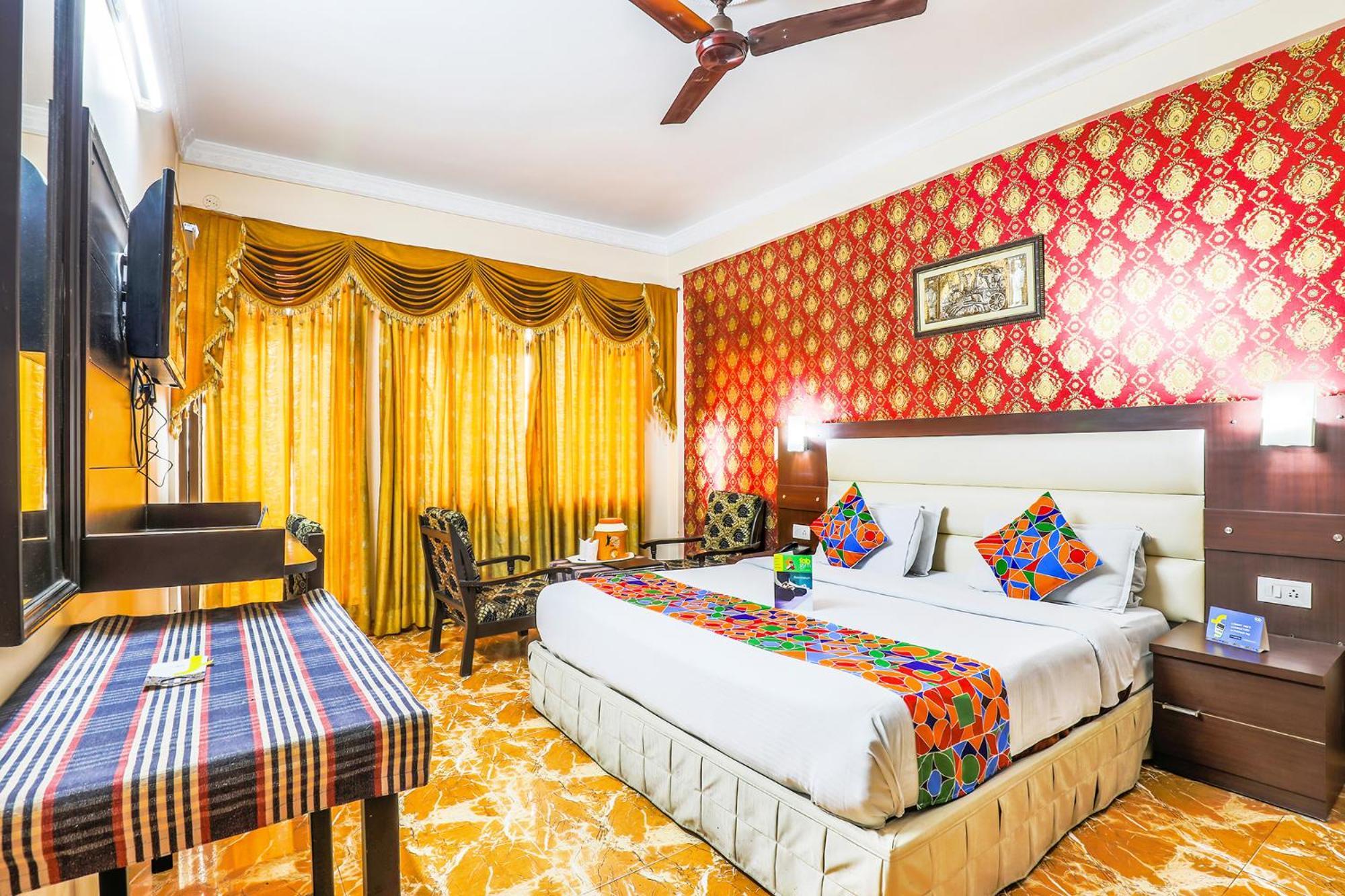 Fabhotel Pramila Hotel