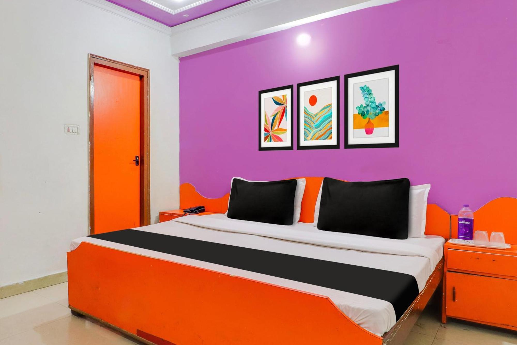 O Fiesta Hotel *