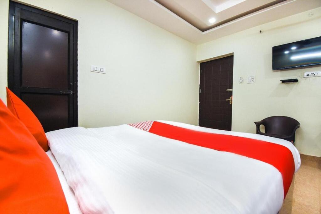 Relax Near Railway Station And Ganga Ghat Haridwar
