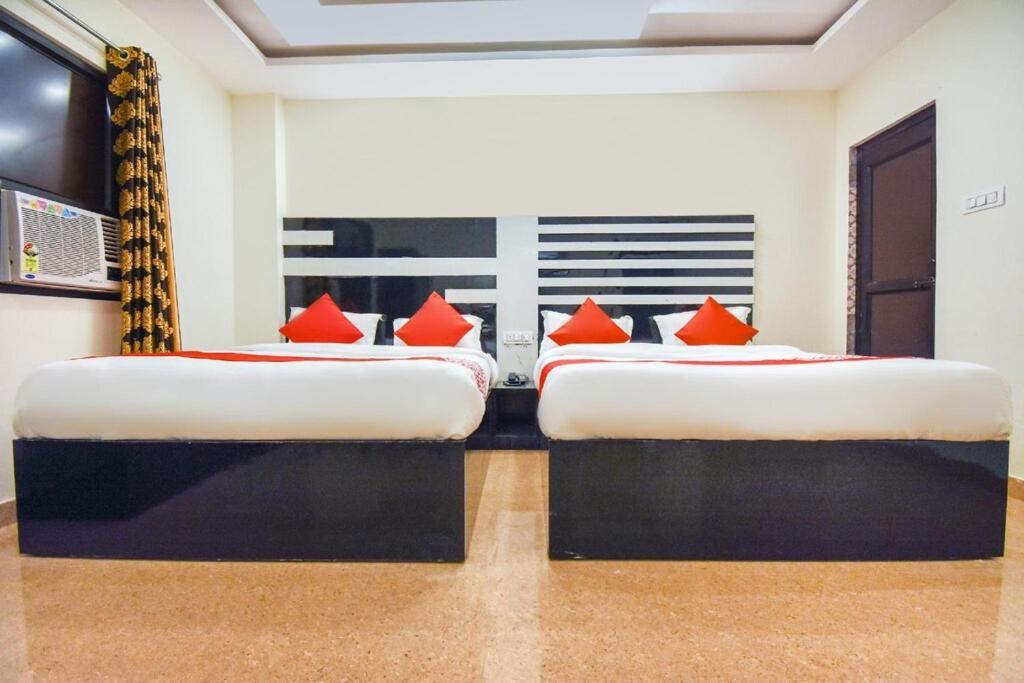 Relax Near Railway Station And Ganga Ghat Haridwar