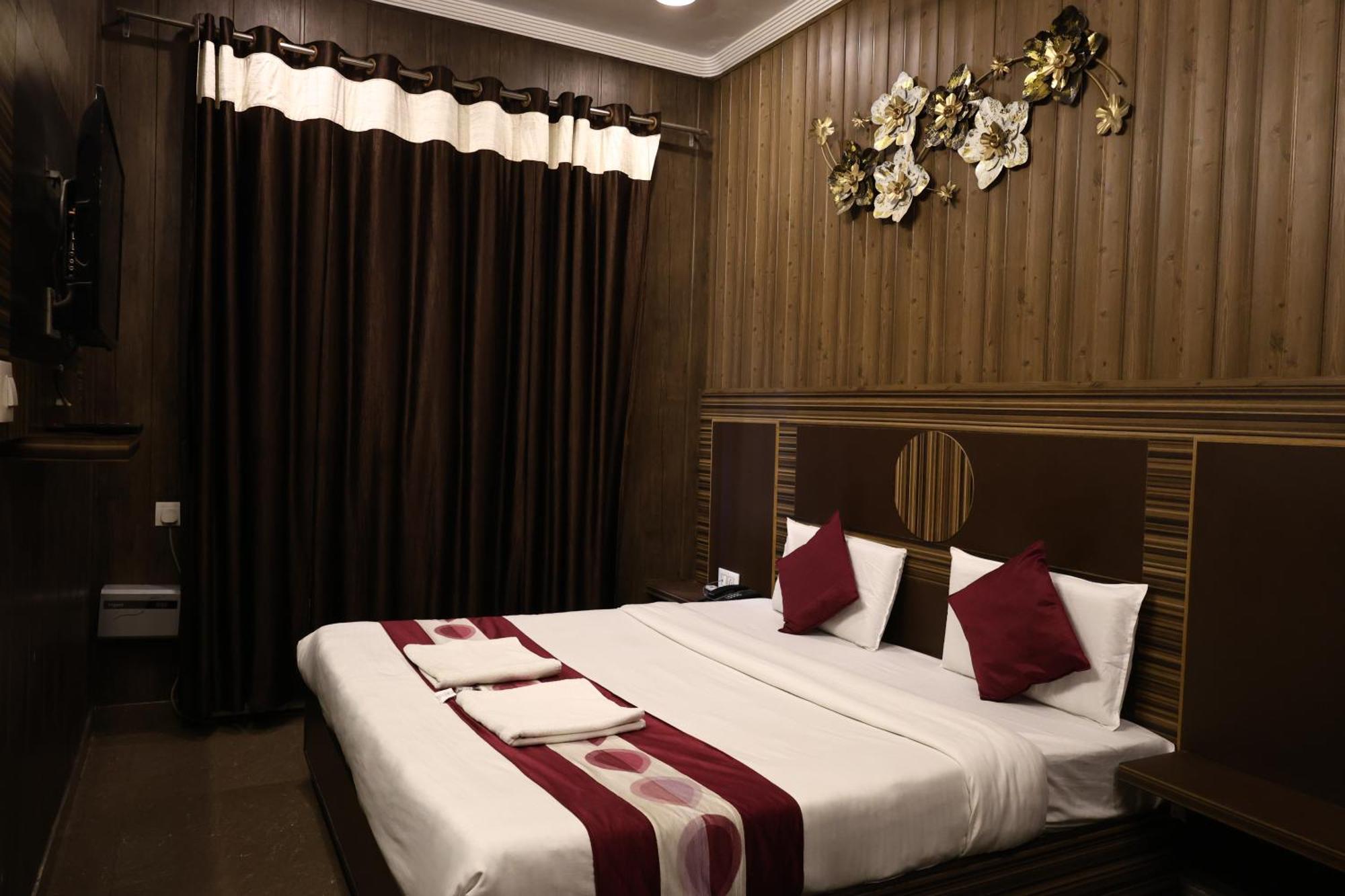 Pardesi,har Ki Pauri Road Hotel Haridwar