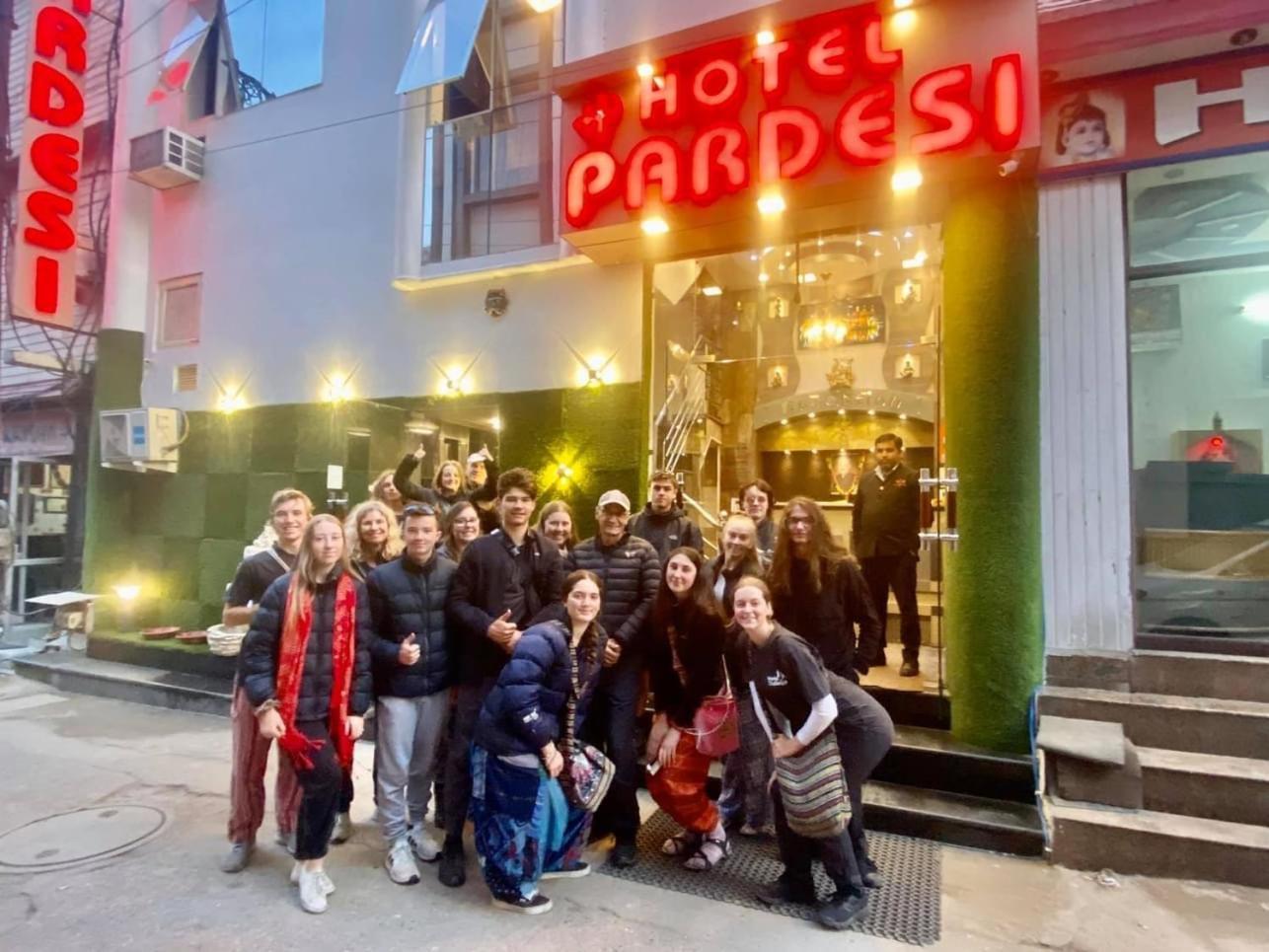 Hotel Pardesi,har Ki Pauri Road