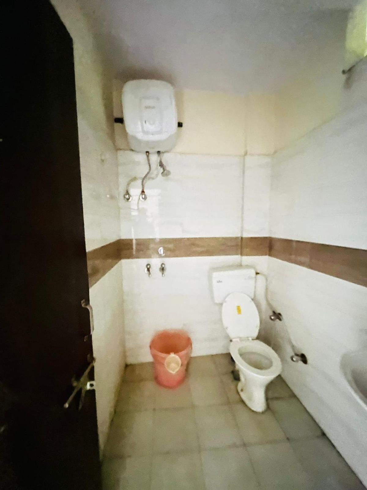 Hotel Blizz Stayz - Trishul Express Haridwar