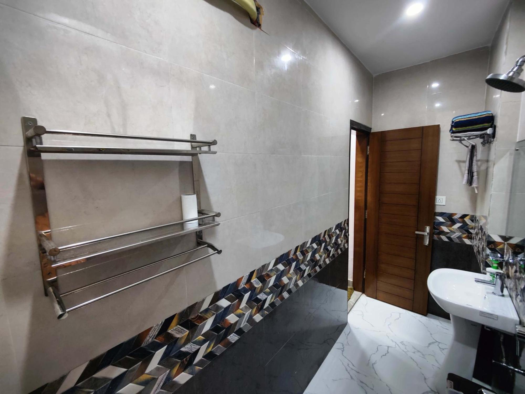 Neelkanth By Uv Apartment Haridwar